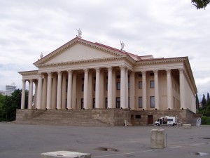 Zimniy_theatre_Sochi
