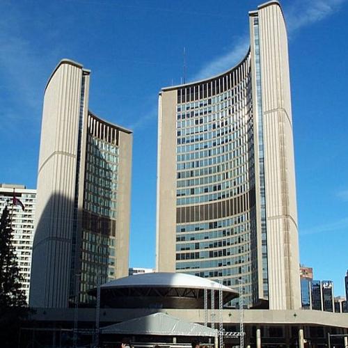 800px-Toronto-cityhall