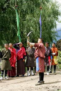 bhutan-archery-competition-paro200